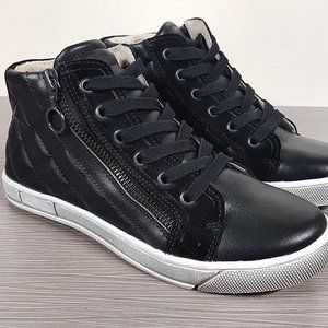 Treasure & Bond Flight Sneaker, Black Leather, Youth Ages 8-12 Size 3.5 / 35